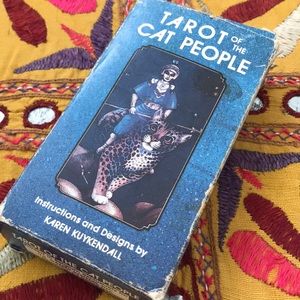Tarot of the cat people